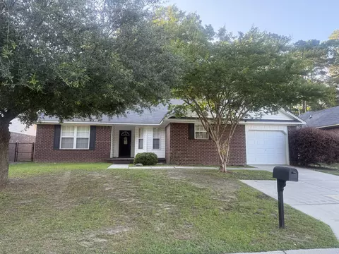 Exterior - 937 Lamorak St, Sumter, SC 29154 photo 2 of 10