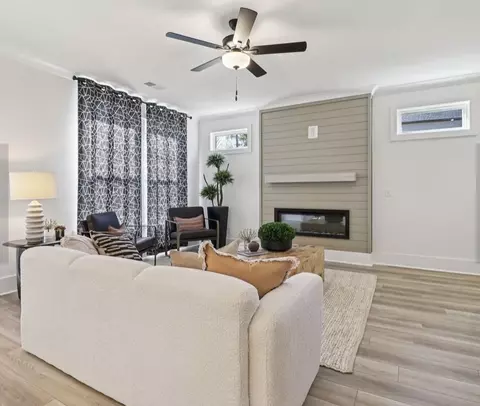 Living - 2165 Currituck Dr, Sumter, SC 29153 photo 1 of 1