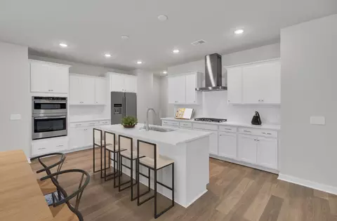 Kitchen - 3228 Zeppelin Ln, Sumter, SC 29154 photo 5 of 7