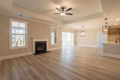 Living - 140 Windjammer Way, Sumter, SC 29150 photo 5 of 8