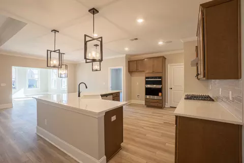 Kitchen - 140 Windjammer Way, Sumter, SC 29150 photo 2 of 6
