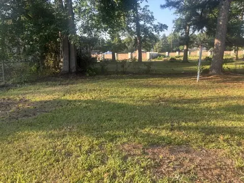 Exterior - 1009 Porter St, Sumter, SC 29153 photo 5 of 6