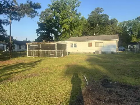 Exterior - 1009 Porter St, Sumter, SC 29153 photo 6 of 6