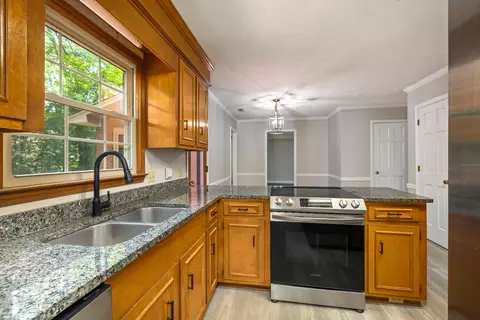 Kitchen - 2625 Pintail Dr, Sumter, SC 29150 photo 3 of 3