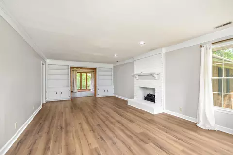 Living - 2625 Pintail Dr, Sumter, SC 29150 photo 1 of 2