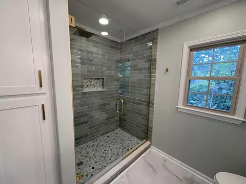 Bath - 2625 Pintail Dr, Sumter, SC 29150 photo 6 of 7