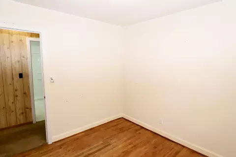 Bedroom - 114 Vernon Dr, Sumter, SC 29150 photo 2 of 12