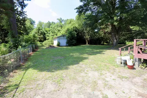 Exterior - 114 Vernon Dr, Sumter, SC 29150 photo 11 of 12