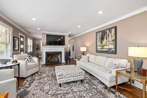 Living - 31 Riley St, Sumter, SC 29150 photo 1 of 2
