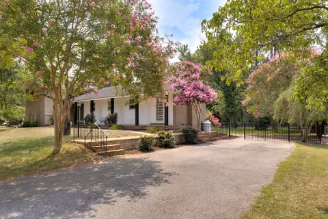 Exterior - 31 Riley St, Sumter, SC 29150 photo 3 of 9
