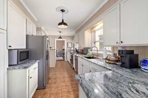 Kitchen - 31 Riley St, Sumter, SC 29150 photo 2 of 4