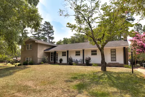 Exterior - 31 Riley St, Sumter, SC 29150 photo 2 of 9