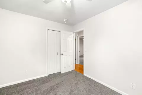 Bedroom - 660 Woodside Dr, Manning, SC 29102 photo 2 of 6
