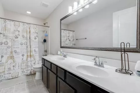 Bath - 224 Masters Dr, Sumter, SC 29154 photo 3 of 3