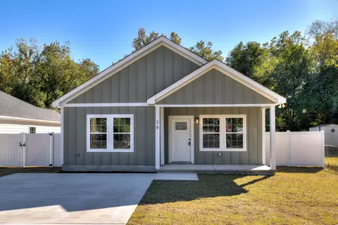 28 Pine St, Sumter, SC 29150