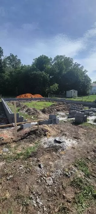28 Pine St, Sumter, SC 29150 photo 3