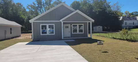 28 Pine St, Sumter, SC 29150