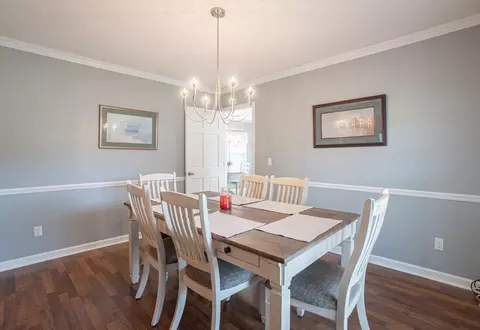 Dining - 285 Freedom Blvd, Sumter, SC 29154 photo 1 of 1