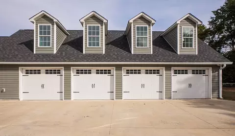 Exterior - 285 Freedom Blvd, Sumter, SC 29154 photo 6 of 9