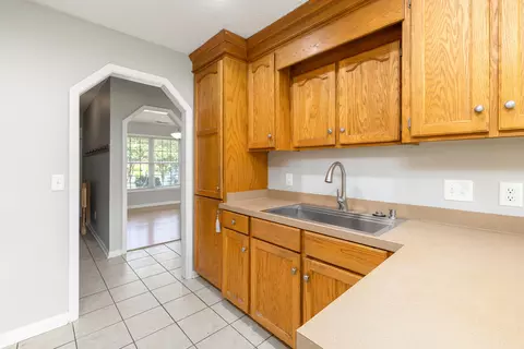 Kitchen - 200 Trillium Ln, Sumter, SC 29154 photo 3 of 4