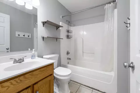 Bath - 200 Trillium Ln, Sumter, SC 29154 photo 6 of 6