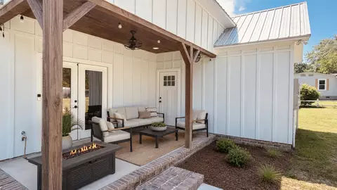 Exterior - 1702 Camp Shelor Rd, Manning, SC 29102 photo 3 of 6