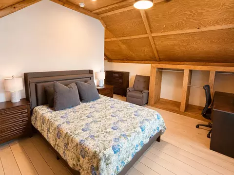 Bedroom - 1702 Camp Shelor Rd, Manning, SC 29102 photo 3 of 7