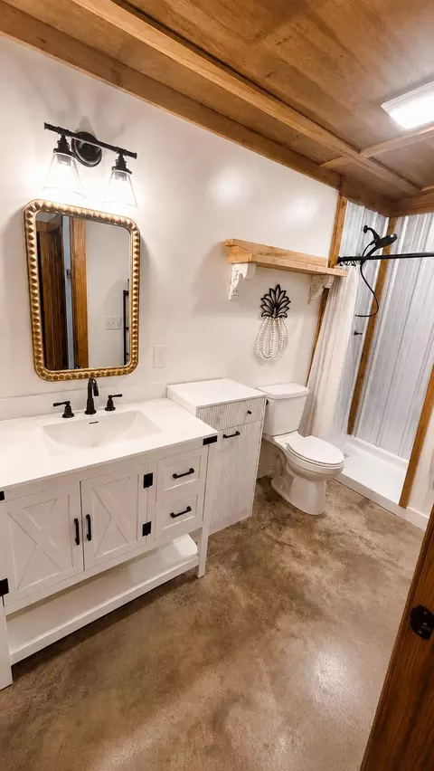 Bath - 1702 Camp Shelor Rd, Manning, SC 29102 photo 4 of 14