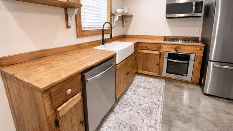 Kitchen - 1702 Camp Shelor Rd, Manning, SC 29102 photo 7 of 8
