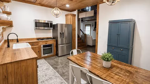 Kitchen - 1702 Camp Shelor Rd, Manning, SC 29102 photo 3 of 8