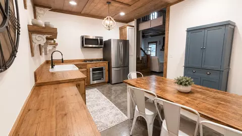 Kitchen - 1702 Camp Shelor Rd, Manning, SC 29102 photo 5 of 8