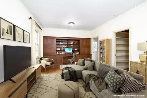 Living - 14 Moise Dr, Sumter, SC 29150 photo 7 of 8