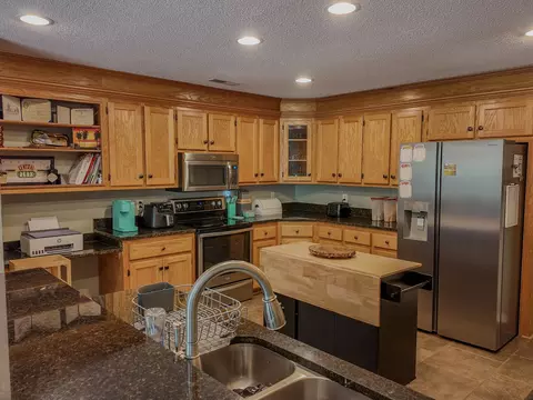 Kitchen - 1460 Malone Dr, Sumter, SC 29154 photo 1 of 3