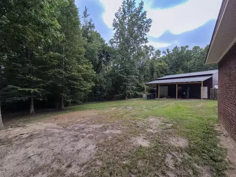 Exterior - 1460 Malone Dr, Sumter, SC 29154 photo 8 of 19