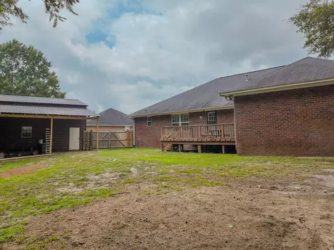 Exterior - 1460 Malone Dr, Sumter, SC 29154 photo 9 of 19