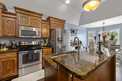 Kitchen - 3540 Katwallace Cir, Sumter, SC 29154 photo 3 of 3