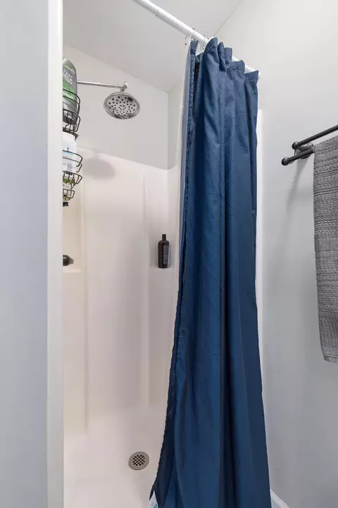 Bath - 3540 Katwallace Cir, Sumter, SC 29154 photo 5 of 5