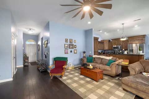 Entry Way - 3540 Katwallace Cir, Sumter, SC 29154 photo 2 of 2