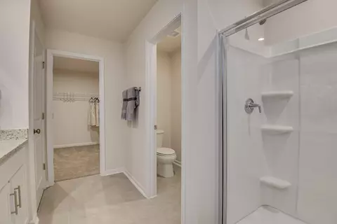 Bath - 965 Curlew Cir, Sumter, SC 29150 photo 3 of 5