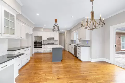 Kitchen - 505 Canvasback Cv, Sumter, SC 29150 photo 5 of 5