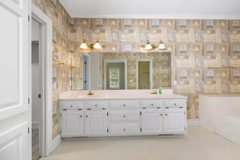 Bath - 505 Canvasback Cv, Sumter, SC 29150 photo 11 of 11