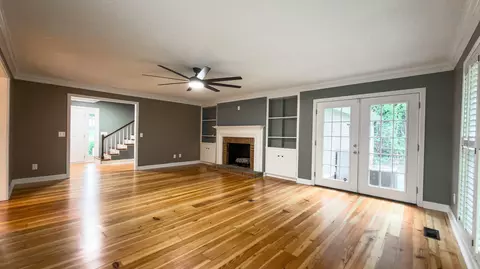 Living - 715 Lewis Rd, Sumter, SC 29154 photo 5 of 5