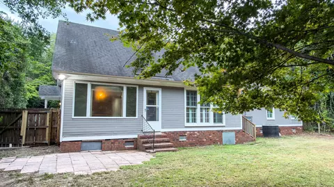 Exterior - 715 Lewis Rd, Sumter, SC 29154 photo 6 of 7