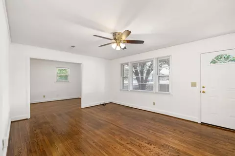 Living - 495 Pinewood Rd, Sumter, SC 29154 photo 2 of 2