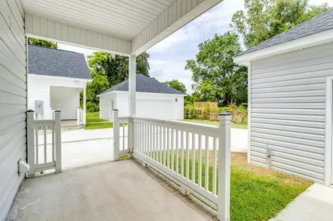 Exterior - 525 Dingle St, Sumter, SC 29150 photo 5 of 6