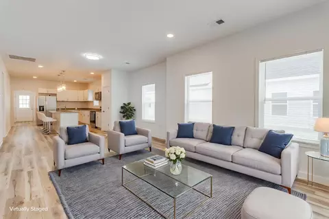 Living - 527 Dingle St, Sumter, SC 29150 photo 1 of 3
