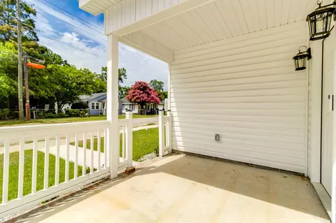 Exterior - 527 Dingle St, Sumter, SC 29150 photo 1 of 3
