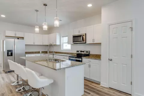 Kitchen - 527 Dingle St, Sumter, SC 29150 photo 1 of 2