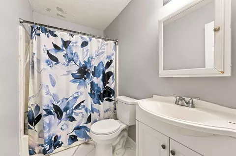Bath - 50 Gray Fox Ct, Sumter, SC 29154 photo 2 of 2