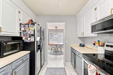 Kitchen - 50 Gray Fox Ct, Sumter, SC 29154 photo 2 of 2